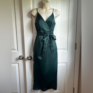 Beautiful Green Dress!